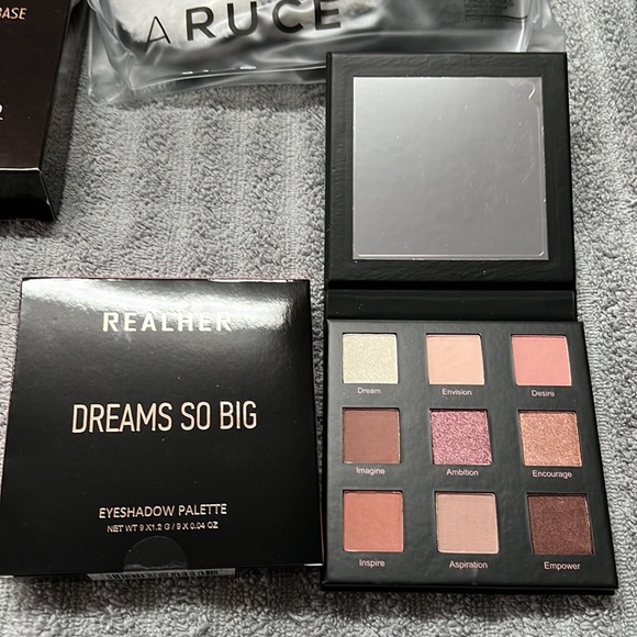 Beauty package: Laruce, Yensa and Realher - Picture 3 of 4